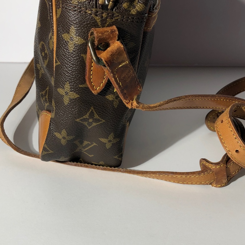 Pre-Love Louis Vuitton Monogram Messenger Bag in Brown and Tan - Picture 9 of 16